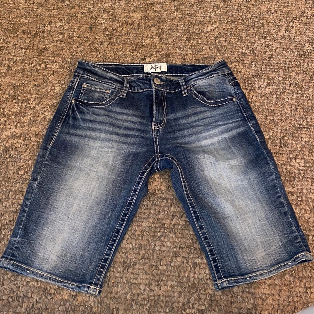 DayTrip women’s shorts